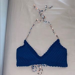 Xhilaration target brand swimsuit top